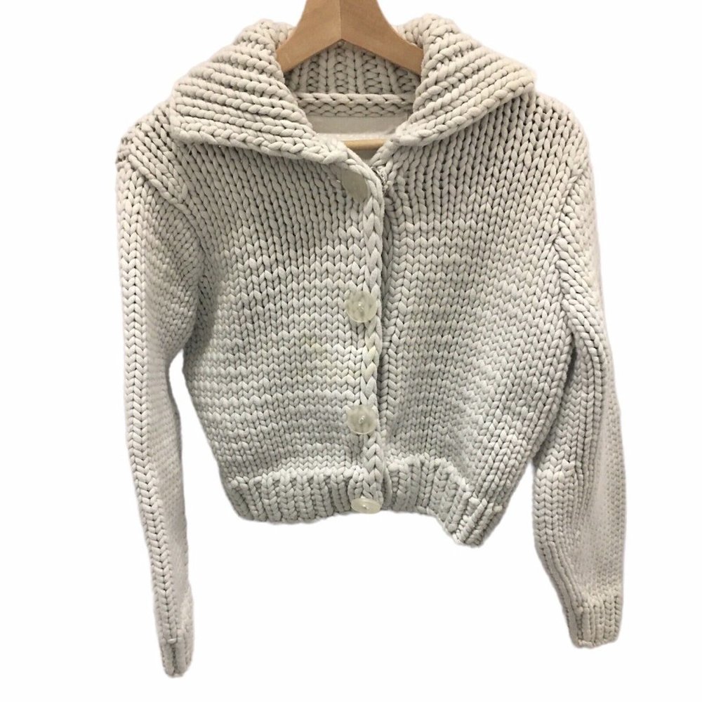 H&M Maison Margiela Dolly MM3 Crop Sweater